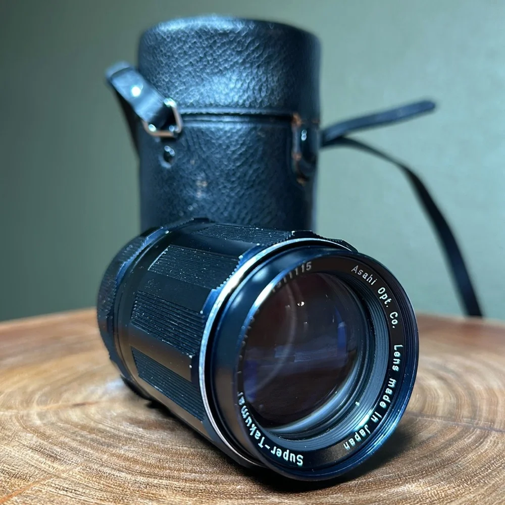 Pentax Super-Takumar 135mm f/3.5 Lens w/ Leather Case - M42 Mount - Picture 2 of 12